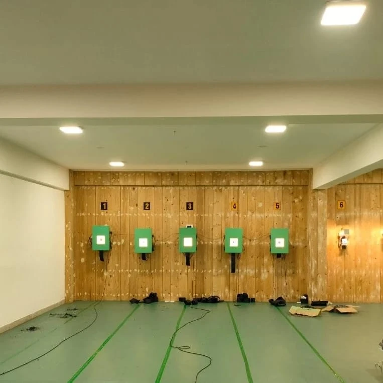 Tachus 10 electronic target installation at a shooting range