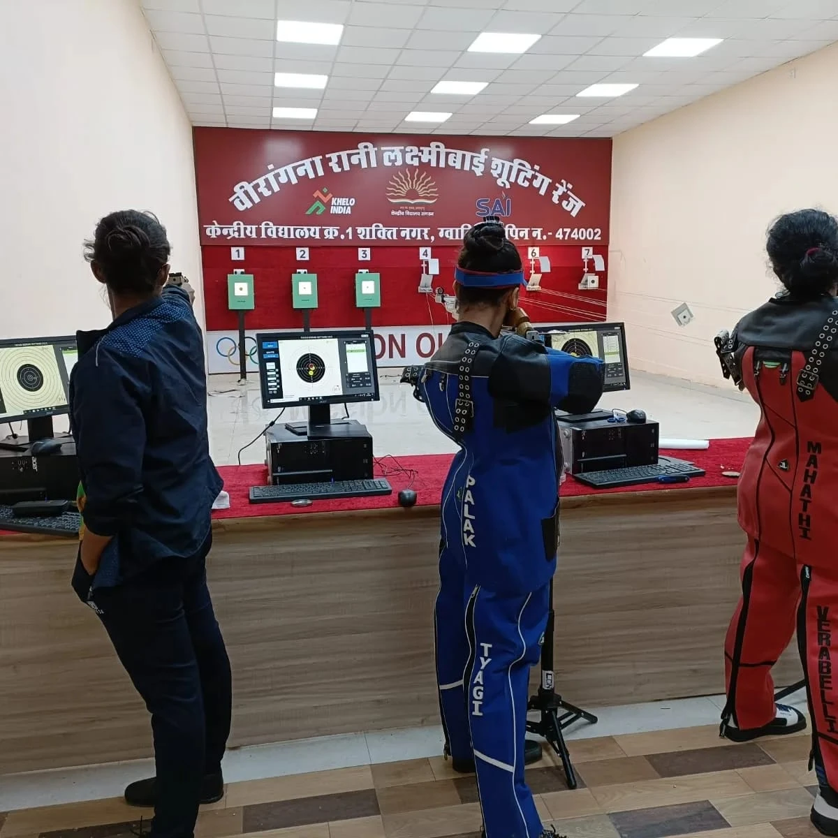 Tachus 10 electronic target installation at a shooting range